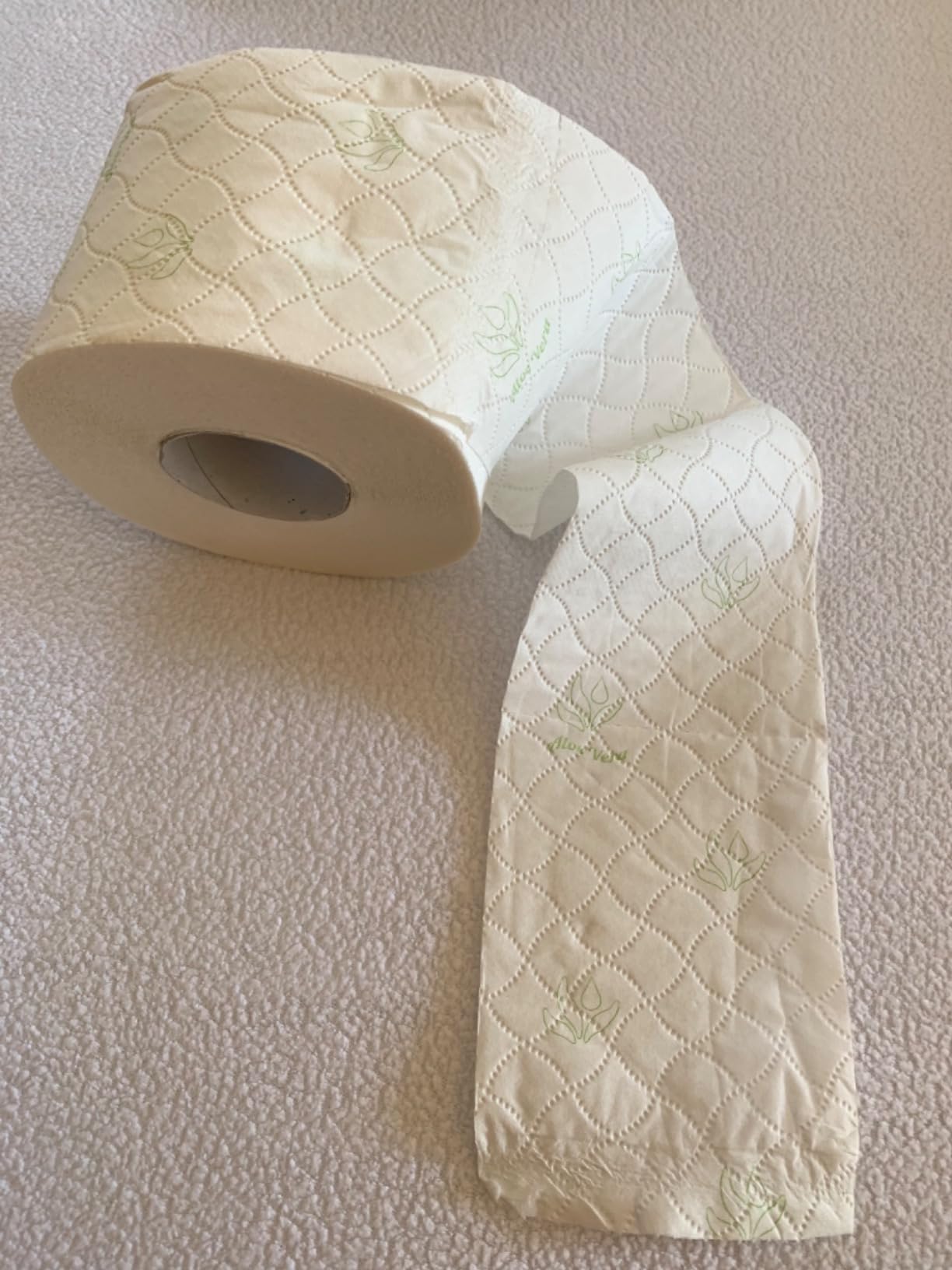 Regina Aloe Vera 56 Rollen Toilettenpapier, 3-lagig mit Aloe-Vera-Duft