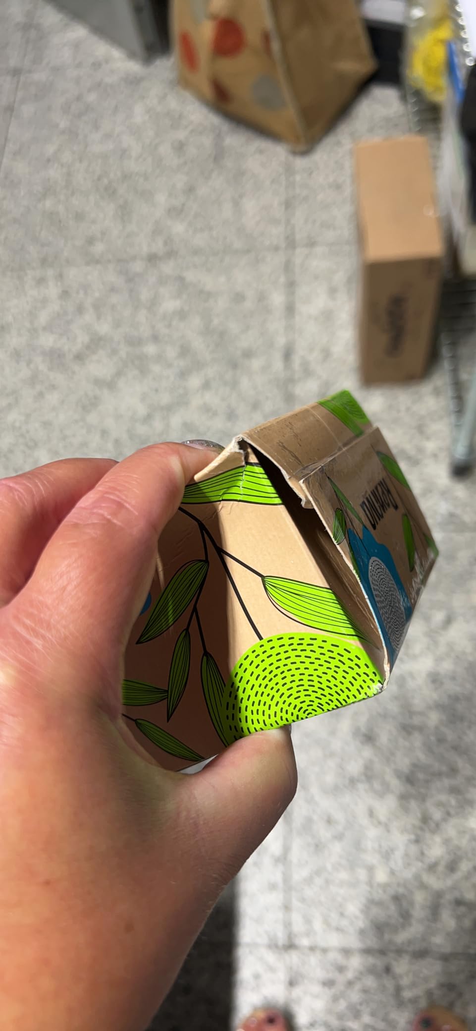 Renova Tissues 100% RECYCLED Facial Tissues Taschentücher 70 Stück unparfümiert