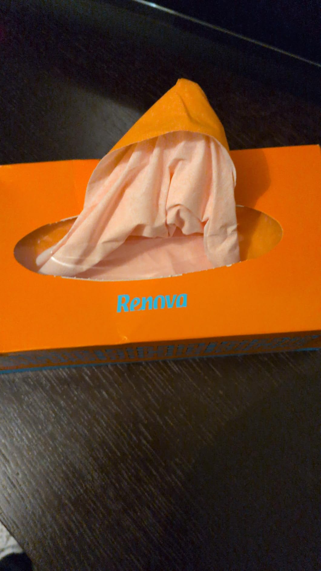 Renova Tissues RED Facial 80 Tissues Gesichtstücher, rot und 3-lagig
