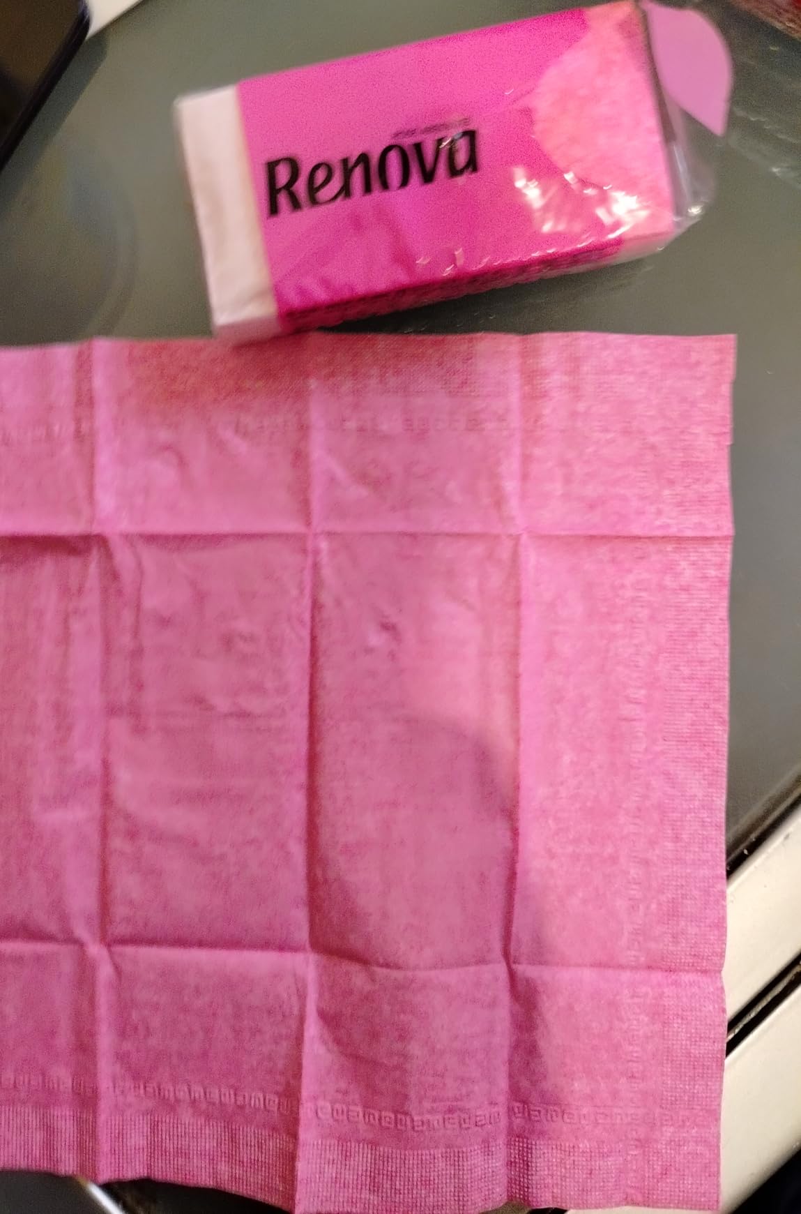 Renova Tissues Red Label Taschentücher, blau, Blaubeerkuchen-Duft, 6 Packungen
