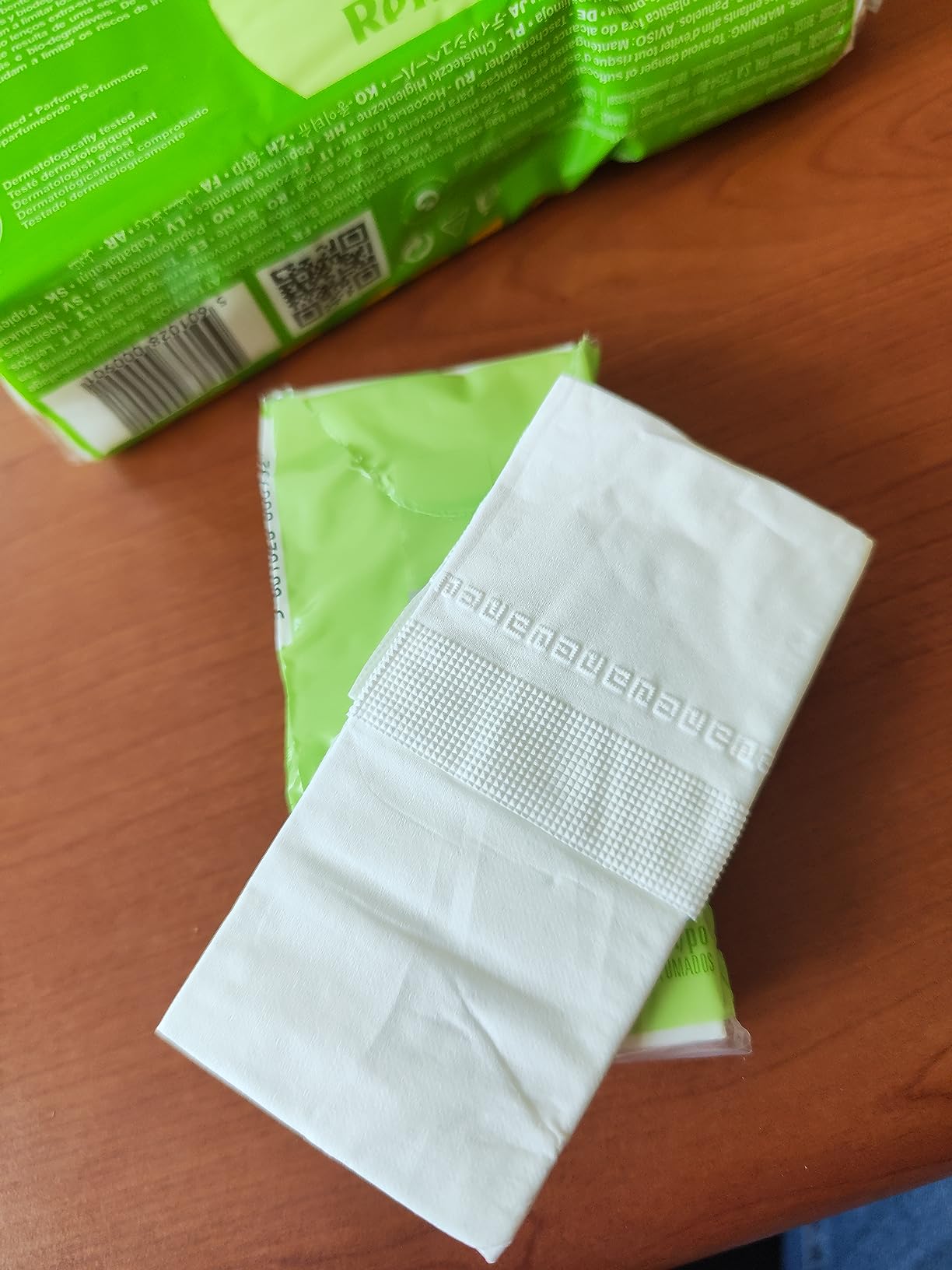 Renova SENSITIVE MENTHOL Taschentücher 6 Packungen weiß