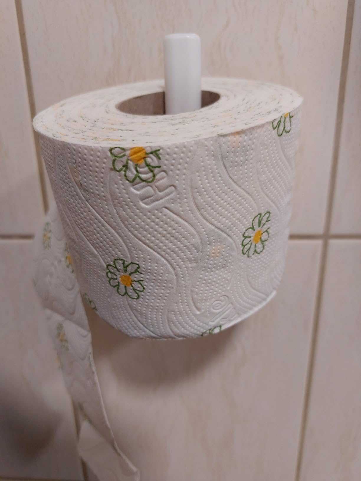 Hakle Kamille Toilettenpapier 24 Rollen, Kamillenduft