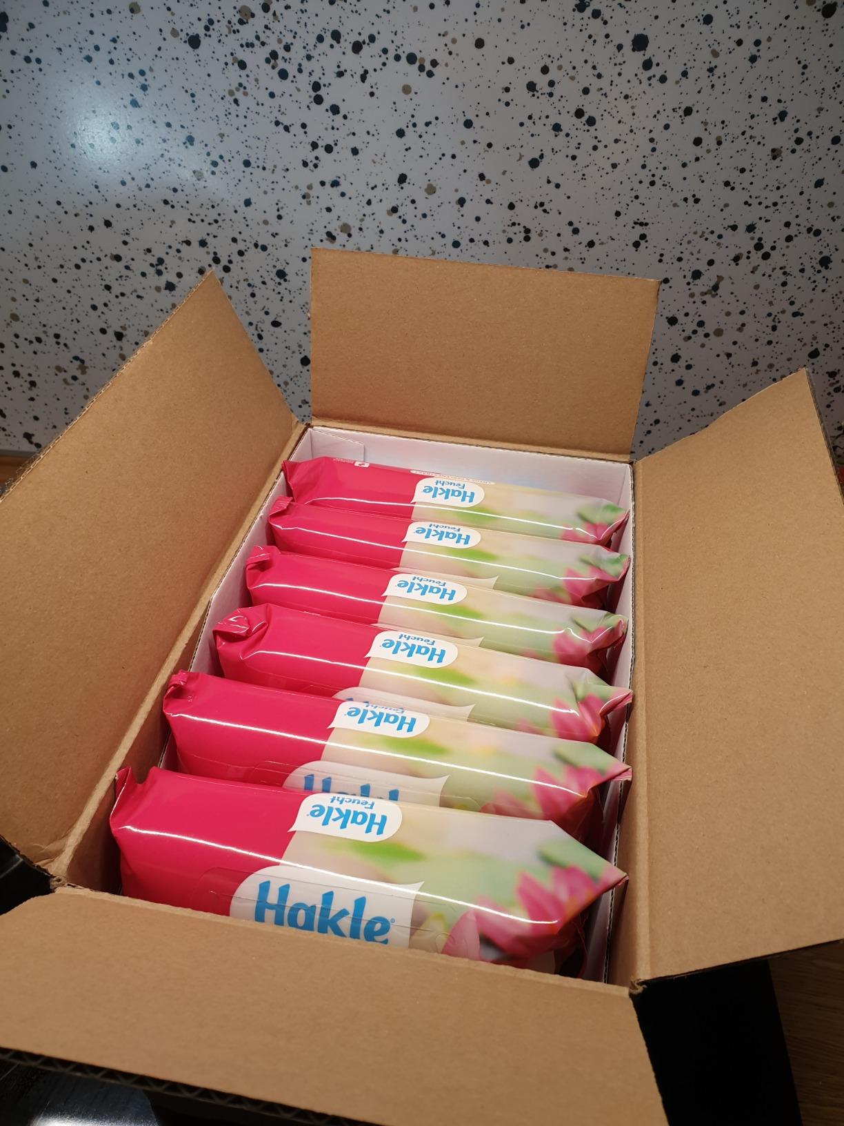 Hakle Feucht Lotus & Perlenextrakt, feuchtes Toilettenpapier, 12 Packungen